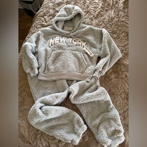 No Boundaries NWT Gray Fleece New York Hoodie size XS